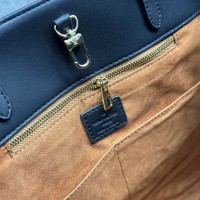  Сумка Louis Vuitton On The Go MM