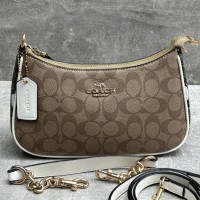 Сумка Coach в форме полумесяца