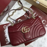 Сумка Gucci GG Marmont medium