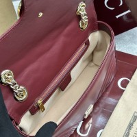 Сумка Gucci GG Marmont medium