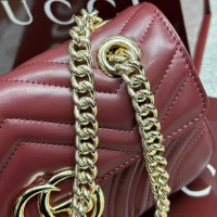 Сумка Gucci GG Marmont small