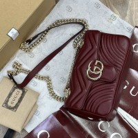 Сумка Gucci GG Marmont small