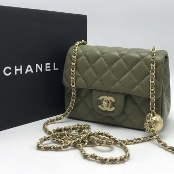Мини-сумка Chanel со стеганым узором