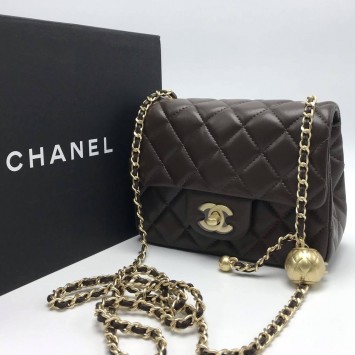 Мини-сумка Chanel со стеганым узором