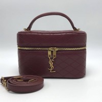 Сумка-бокс Yves Saint Laurent Gaby