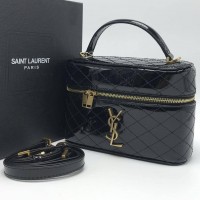 Сумка-бокс Yves Saint Laurent Gaby