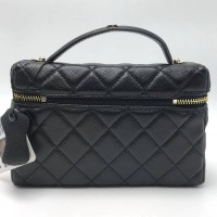 Сумка-бокс Chanel со стеганым узором