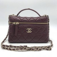 Сумка-бокс Chanel со стеганым узором