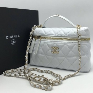 Сумка-бокс Chanel со стеганым узором
