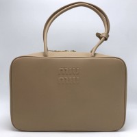 Сумка Miu Miu Leather Beau