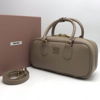 Кожаная сумка Miu Miu Arcadie