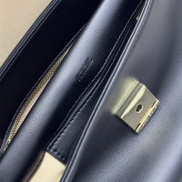 Сумка Jacquemus The Rond Carre