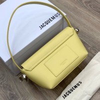 Сумка Jacquemus The Rond Carre
