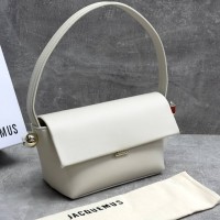 Сумка Jacquemus The Rond Carre