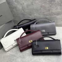 Сумка Balenciaga Bel Air
