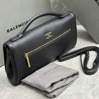 Сумка Balenciaga Bel Air