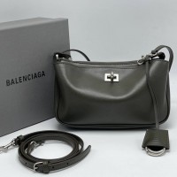 Сумка-слинг Balenciaga Rodeo Sling