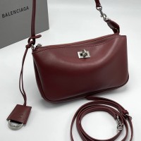 Сумка-слинг Balenciaga Rodeo Sling