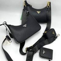 Сумка Prada Re-Edition 2005