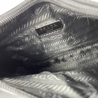 Сумка Prada Re-Nylon