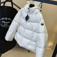 Пуховик Prada