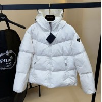 Пуховик Prada