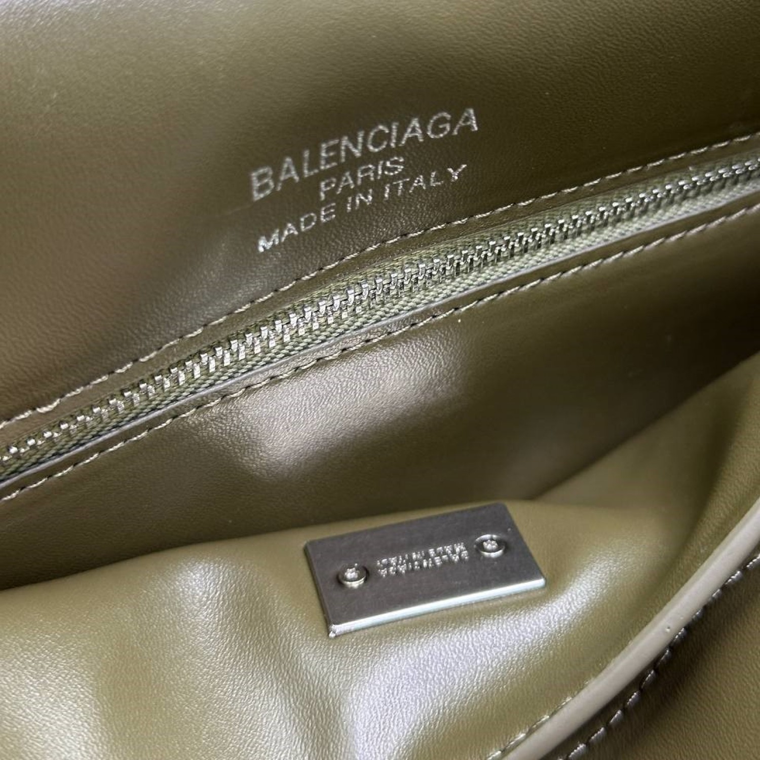 Сумка Balenciaga Bel Air