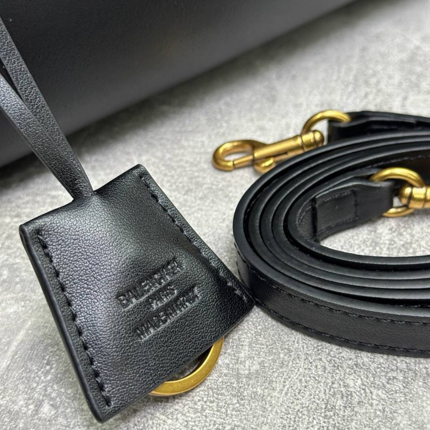 Сумка Balenciaga Rodeo