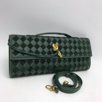 Клатч Bottega Veneta Andiamo