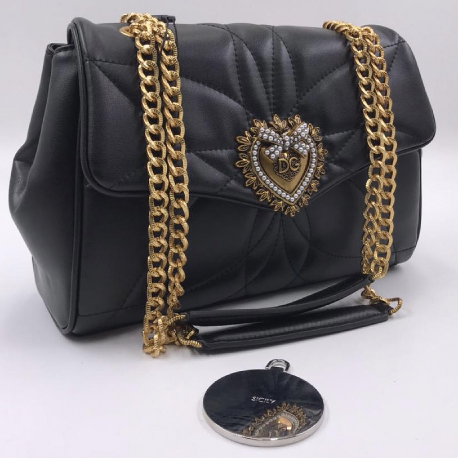 Купить Сумка Dolce&Gabbana Devotion черная по цене от 9 500 р. в Москве
